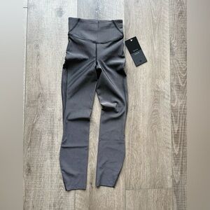Lululemon Base Pace High-Rise Tight 25" *Two-Tone Ribbed in Black / Gull Grey